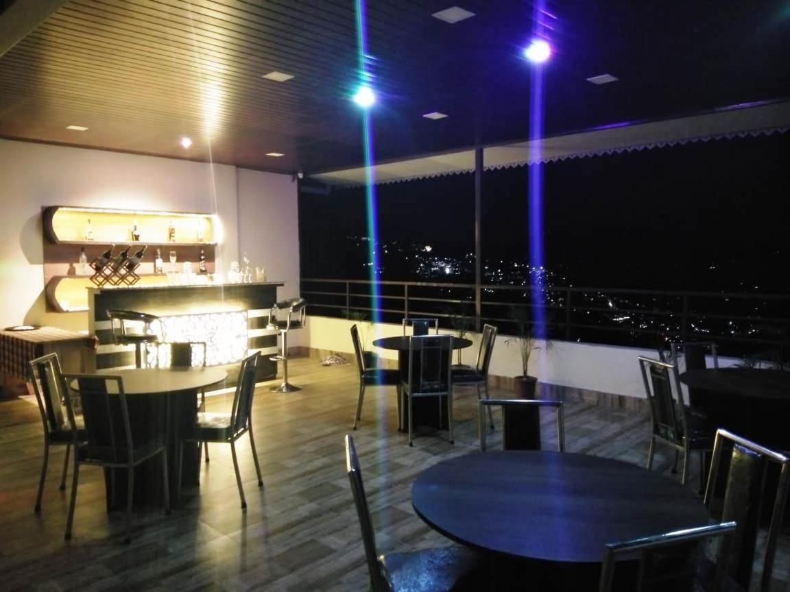 Hotel Aurora Gangtok Zewnętrze zdjęcie